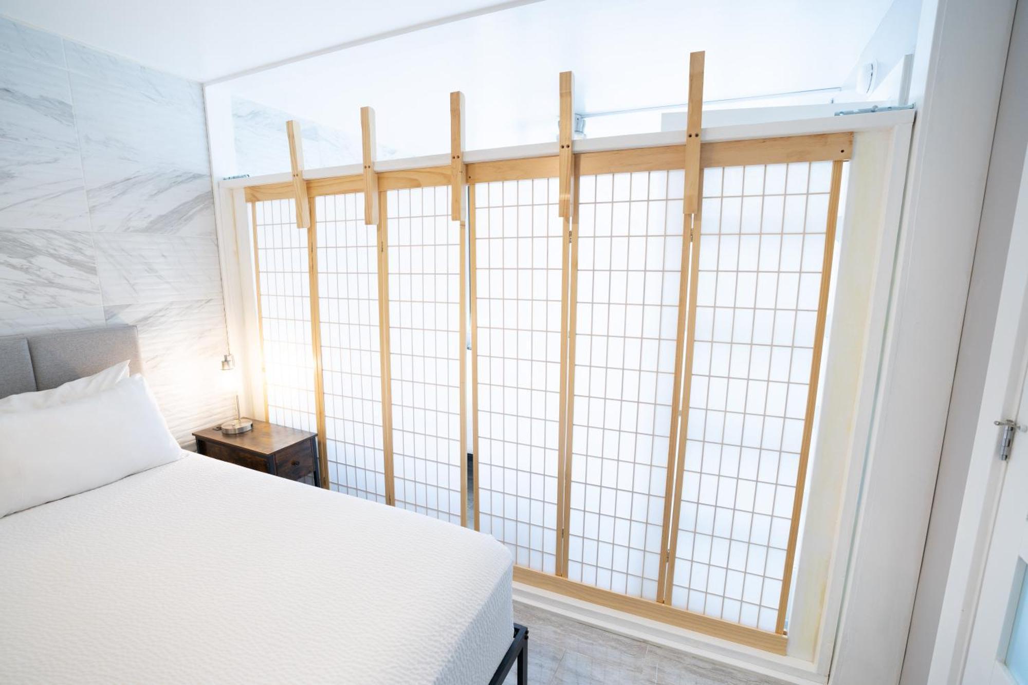 Apartamento Sunrise Serenity On The 30th Floor - Modern Waikiki Escape With Views And Free Parking